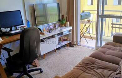 Imagem: O apartamento possui 3 Dormitórios, 2 Banheiros, 2 Vagas na