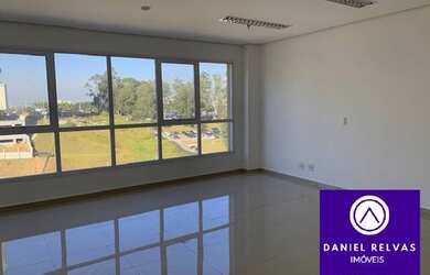 Imagem: O depósito possui 1 Vaga na garagem e 50m² de Área e está