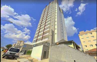 Imagem: O apartamento possui 3 Dormitórios, 3 Banheiros, 2 Vagas na