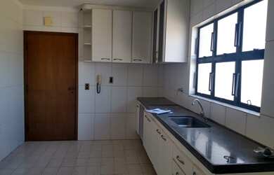 Imagem 14: OTIMA LOCALIZACAO, APARTAMENTO DE 80m², SACADA COM LINDA VISTA