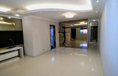 Imagem: A casa possui 3 Dormitórios, 3 Banheiros, 3 Vagas na garagem