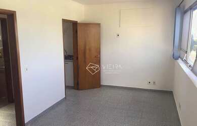 Imagem: O depósito possui 1 Vaga na garagem, 52m² de Área e está