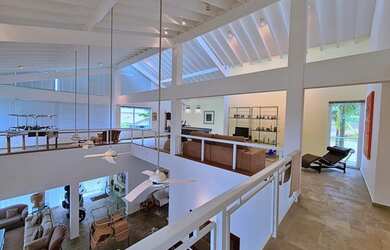 Imagem: A casa à venda possui 5 Dormitórios, 5 Banheiros, 5 Vagas