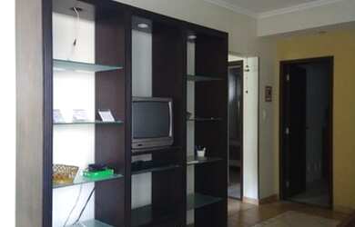 Imagem: O apartamento possui 2 Dormitórios, 2 Banheiros, 1 Vaga na