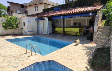 Imagem: A casa em condomínio possui 3 Dormitórios, 5 Banheiros, 3