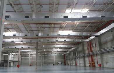 Imagem 7: Galpão/Depósito/Armazém para aluguel com 3032 metros quadrados em Varejão...