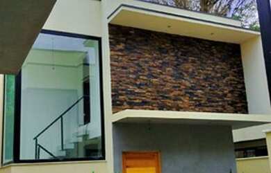 Imagem 2: Casa de condomínio para venda tem 130 metros quadrados com 3 quartos