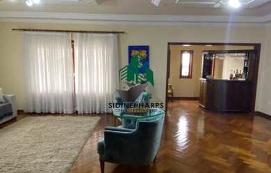 Imagem: A casa à venda possui 4 Dormitórios, 4 Banheiros, 5 Vagas