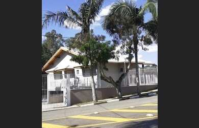 Imagem 1: Casa em condomínio com 4 quartos - Bairro Usina em Atibaia