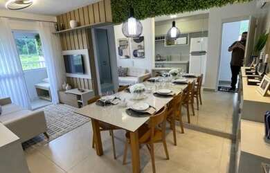 Imagem: O apartamento possui 2 Dormitórios, 1 Banheiro, 1 Vaga na garagem