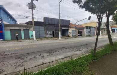 Imagem: O depósito possui 450m² de Área e está localizado em Vila