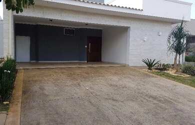 Imagem: A casa em condomínio possui 3 Dormitórios, 5 Banheiros, 2