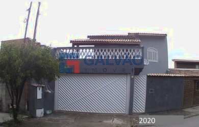 Imagem: A casa possui 3 Dormitórios, 1 Banheiro, 260m² de Área e