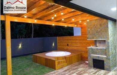 Imagem: A casa à venda possui 3 Dormitórios, 2 Banheiros, 4 Vagas