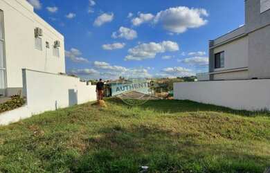 Imagem: O terreno possui 420m² de Área e está localizado em Jardim