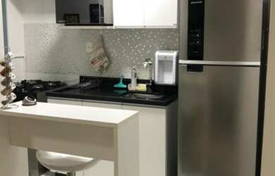 Imagem: O apartamento possui 2 Dormitórios, 1 Banheiro, 1 Vaga na garagem