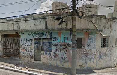 Imagem: O terreno possui 297m² de Área e está localizado em Santa