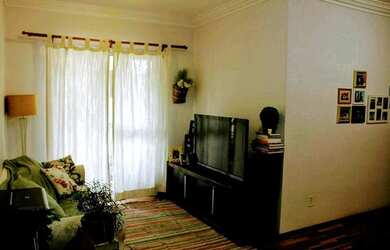 Imagem: O apartamento possui 2 Dormitórios, 1 Banheiro e 74m² de Área