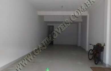 Imagem: O depósito possui 2 Vagas na garagem, 115m² de Área e está