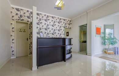 Imagem 7: Sala comercial em frente ao fórum de Tubarão com duas frentes