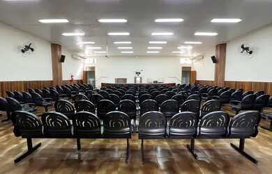 Imagem 2: Galpão/Depósito/Armazém para venda com 250 metros quadrados/ Pé direito...