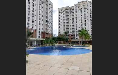 Imagem: O apartamento possui 3 Dormitórios, 1 Banheiro, 2 Vagas na