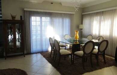 Imagem 2: CONDOMÍNIO GOLF VILLAGE. Piscina, Churrasqueira, VarandaeGuarda roupa