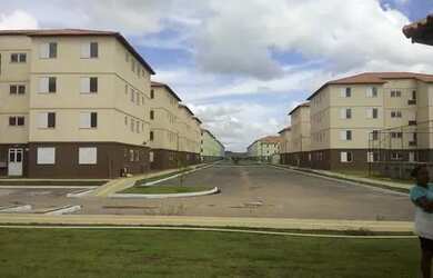 Imagem: O apartamento possui 2 Dormitórios, 1 Banheiro, 2 Vagas na