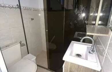 Imagem: A casa possui 2 Dormitórios, 2 Banheiros, 1 Vaga na garagem