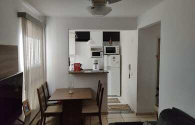 Imagem: O apartamento possui 2 Dormitórios, 1 Banheiro, 1 Vaga na garagem