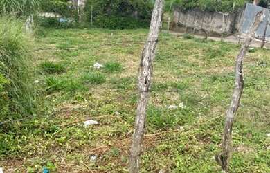 Imagem: O terreno possui 200m² de Área e está localizado em Antônio