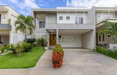 Imagem: A casa em condomínio possui 4 Dormitórios, 2 Banheiros, 4