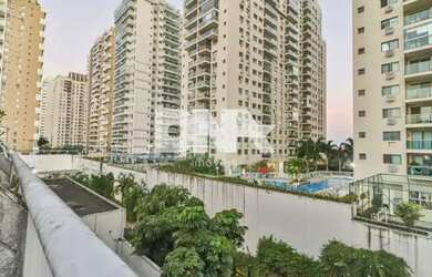 Imagem: O depósito possui 1 Vaga na garagem, 78m² de Área e está