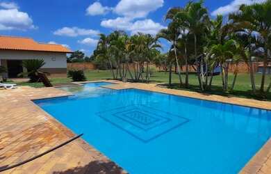 Imagem 1: Casa de condomínio. Piscina, Churrasqueira, Lareirae5 Banheiros