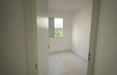 Imagem: O apartamento possui 2 Dormitórios, 1 Banheiro, 2 Vagas na