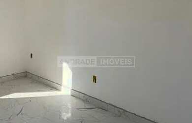 Imagem: A casa possui 2 Dormitórios, 2 Banheiros, 1 Vaga na garagem