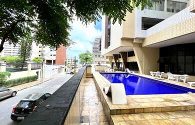 Imagem: O studio possui 2 Dormitórios, 1 Banheiro, 1 Vaga na garagem