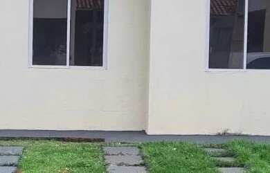 Imagem: A casa em condomínio possui 2 Dormitórios, 1 Banheiro, 2 Vagas