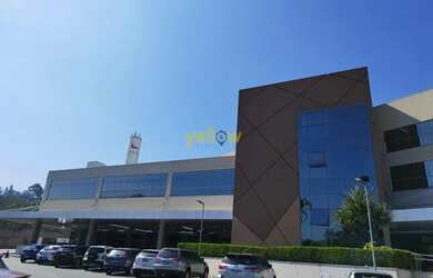 Imagem 2: Sala Comercial de 60m² no Arujá Country Club - Venda e Locação por...