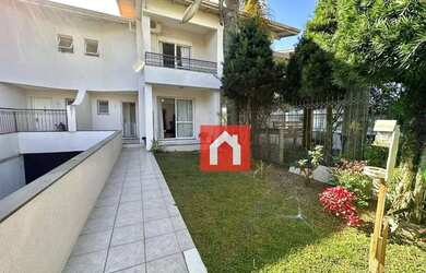 Imagem: A casa em condomínio possui 3 Dormitórios, 2 Banheiros, 3