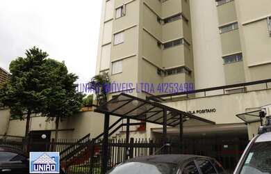 Imagem: O apartamento possui 3 Dormitórios, 1 Banheiro, 1 Vaga na garagem