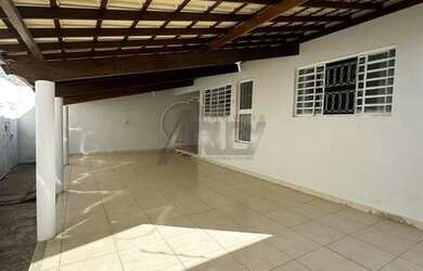 Imagem 3: Vende-se Casa no Bairro Vera Cruz - Oportunidade Única