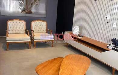 Imagem: A casa em condomínio possui 3 Dormitórios, 4 Banheiros, 360m²