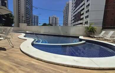 Imagem: O apartamento possui 4 Dormitórios, 1 Banheiro, 3 Vagas na