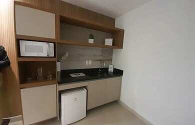 Imagem: O apartamento possui 1 Dormitório, 1 Banheiro, 1 Vaga na garagem