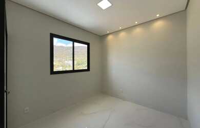 Imagem 7: Casa Alto Padrão em condomínio de luxo com portaria 24 horas