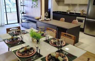 Imagem: O apartamento possui 2 Dormitórios, 2 Banheiros, 2 Vagas na