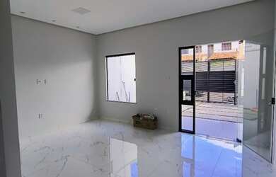 Imagem 2: Ótima casa 3/4 sendo 1 suíte próxima a Av. Airton Senna