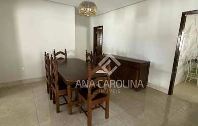 Imagem 7: Casa em Montes Claros. Varanda, Guarda roupa, 360m² de Áreae1 Vaga na...