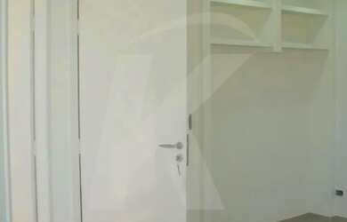 Imagem: O depósito possui 1 Vaga na garagem, 42m² de Área e está